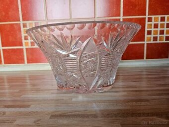 broušená mísa Bohemia Crystal, typ klobouk