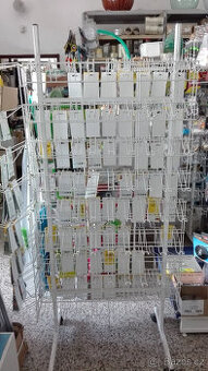 PRODÁM ZÁVĚSNÝ KOVOVÝ  STOJAN