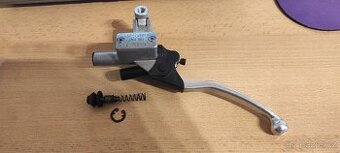 Pumpa hydrailicke spojky