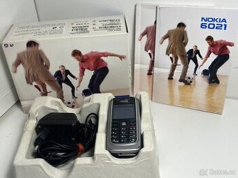 Nokia 6021 s kompletním balením