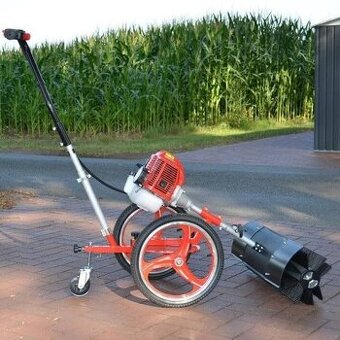 Motorový vyžínač sekačka  HECHT 155 se zametačem