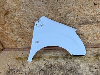 PRAVÝ PŘEDNÍ BLATNÍK CITROEN BERLINGO III