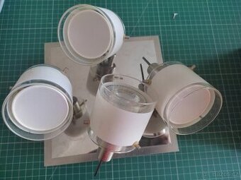 Stropní svítidlo 4 ramenné