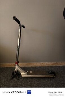 Ethic freestyle koloběžka