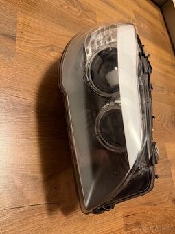 Pravé světlo BMW F11