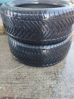 Celoroční pneu 215/50/17 DOT-2022