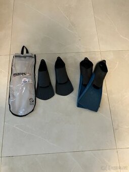 Prodám dětské plavecké ploutve vel. 25/26 a 38/39