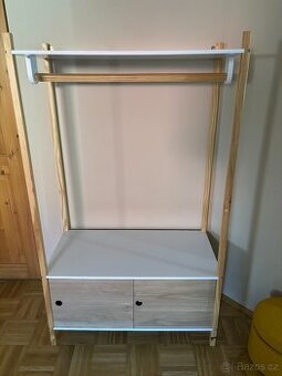 Dětská šatna/skříň