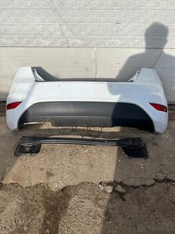 Ford fiesta naraznik zadni vyztuha
