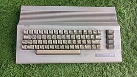 Počítač Commodore C64 a příslušenství... - 1