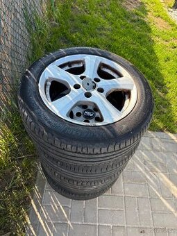 Pneu i s disky 205/55 R16