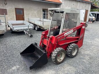Smykový nakladač Gehl 1620, 1100 kg, motor ISUZU, 2100 mth