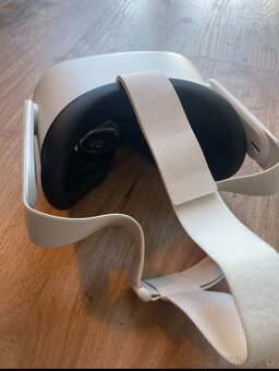 Oculus quest 2,128 GB, nabíječka, kabel
