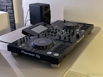 Pioneer XDJ RX-2 - 1