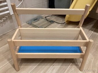 knihovnička Ikea - 1