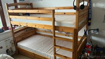 Prodám dřevěnou palandu z masivu borovice - 1