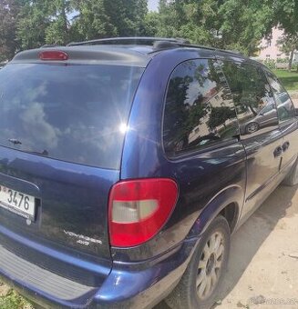 Chrysler voyager - 1