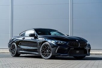 2022 BMW M8 Competition, LCI, xDrive, B&W, ODPOČET DPH.