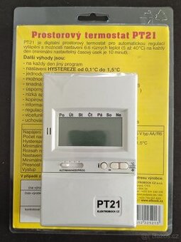 Prostorový digitální termostat PT21