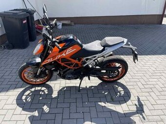 KTM Duke 390