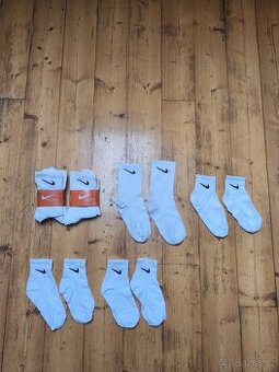 Dlouhé a kotníkové ponožky Nike - 9 párů