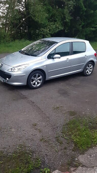 Prodám zachovalý Peugeot 307, 1,6 16 V, benzín, r.v.2007