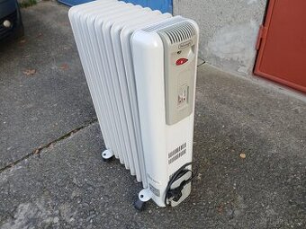 elektricka olejova kamna radiator DeLonghi 2000w