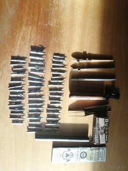 staré psací potřeby