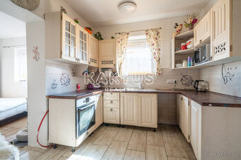 Prodej rodinného domu 3+1 (109 m2), obec Spálov okr. Nový Ji - 1