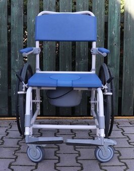 Toaletní a sprchové křeslo.