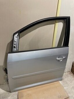 VW Touran 1T levé dveře