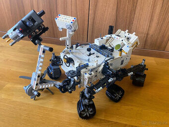 LEGO Technic NASA Mars Rover 42158 – zložené, návod