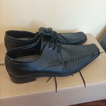 Kožené boty vel 46 nové