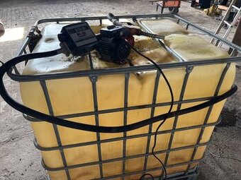 Výdejní nádrž na naftu