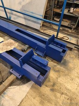 Svařování montáž plány stříkání soustružení