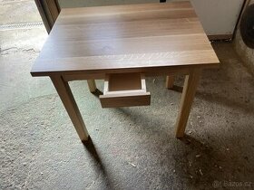 prodám dubový stůl - 1