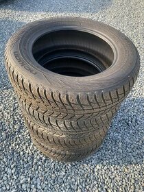 Zimní pneu Nokian 215/65 r17 - 1