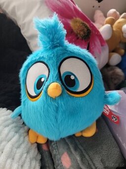 Krásný nový plyšák Angry birds