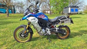 BMW F 850 GS Adventure, 1. majitel, původ ČR, Spěchá