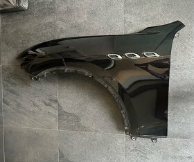 Maserati levante blatnik