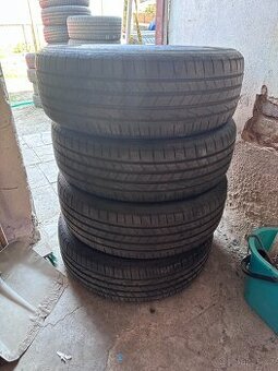 Letní sada pneu 215/65 R17 - Hankook