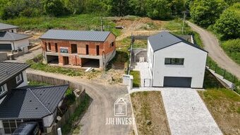 Exkluzivní nabídka luxusního domu 237m2 v Chrustenicích – pr