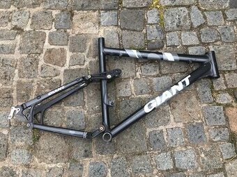 Rám Giant XTC NRS3