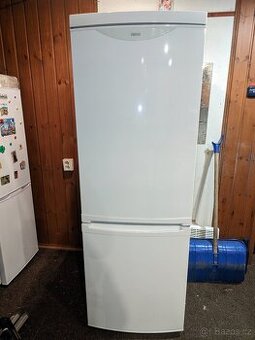 Lednice Zanussi CB 340 1C