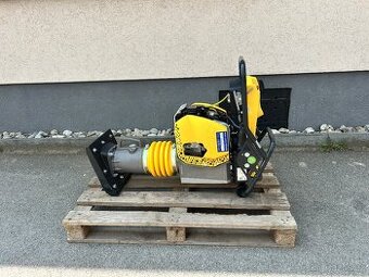 Vibrační pěch Bomag BT 65 | nový stroj, záruka