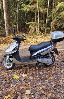 Skútr Daelim SG 125 F - 1
