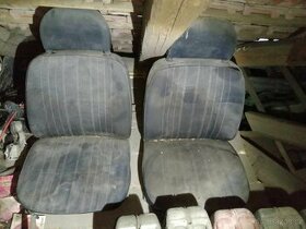 prodám kompletní sada sedaček škoda 105