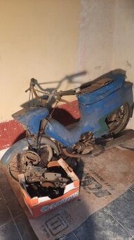 Jawa pionýr 50 ( 20,21,220 )