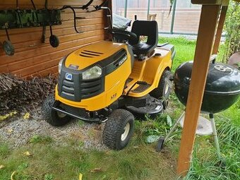 zahradní traktor Cub Cadet LT3