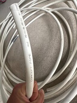 Polyetylenová izolace a trubka pro podlahové topení 16x2